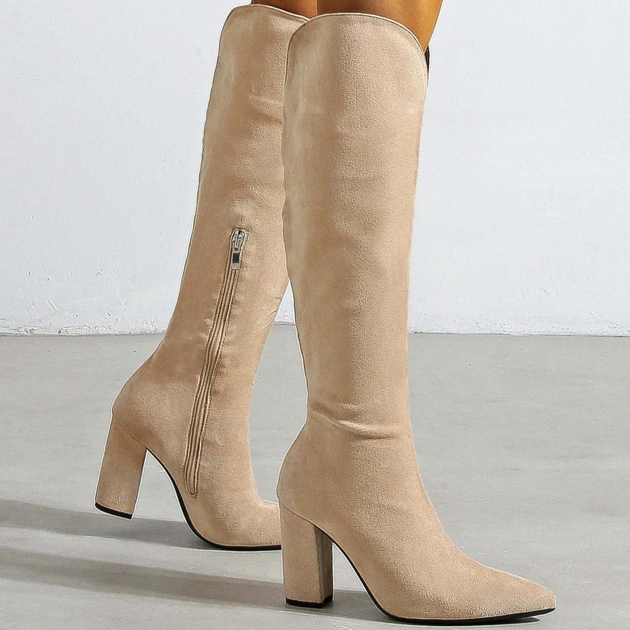 Chunky Heeled Suede Tall Tube