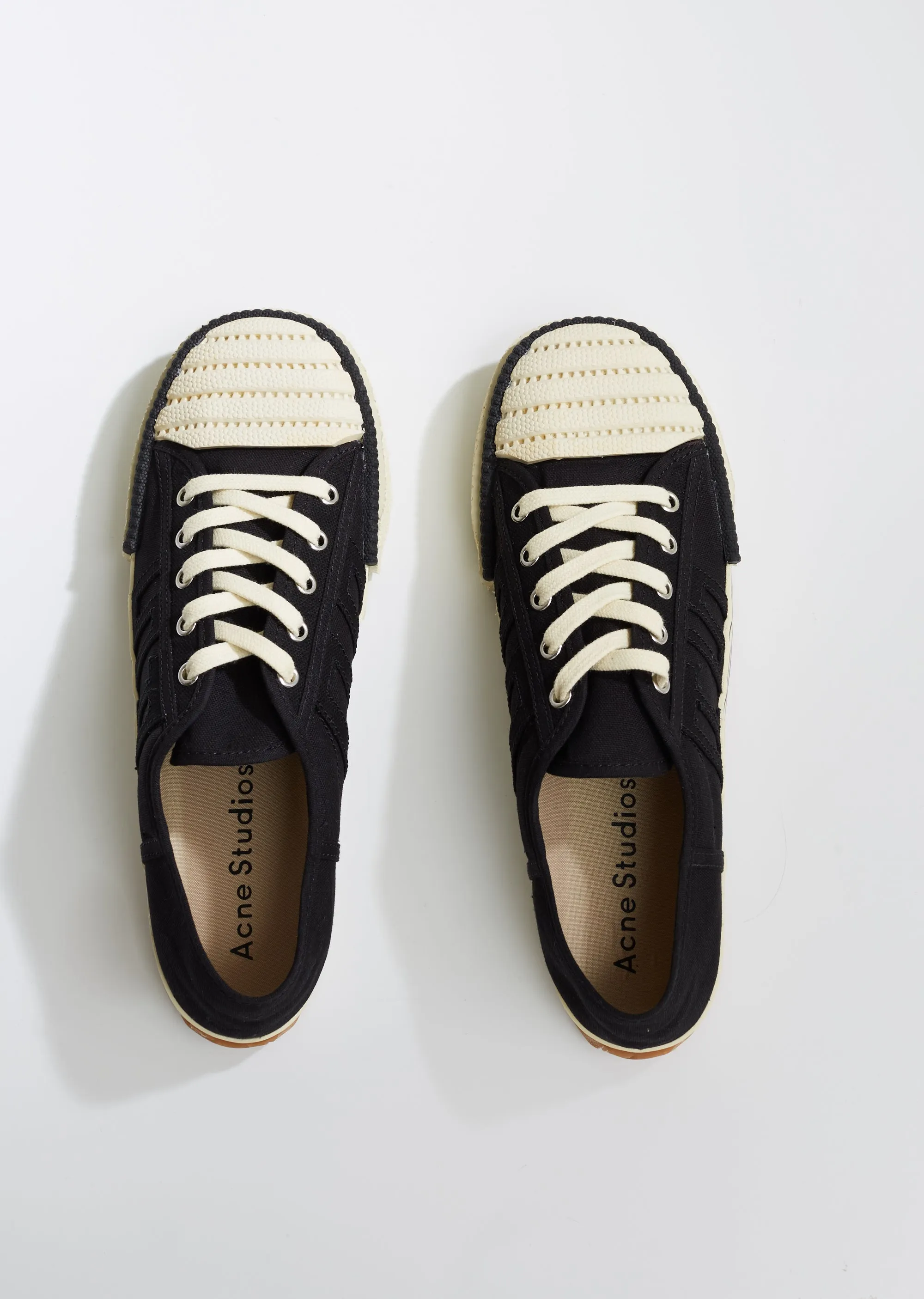 Collapsible Heel Sneakers