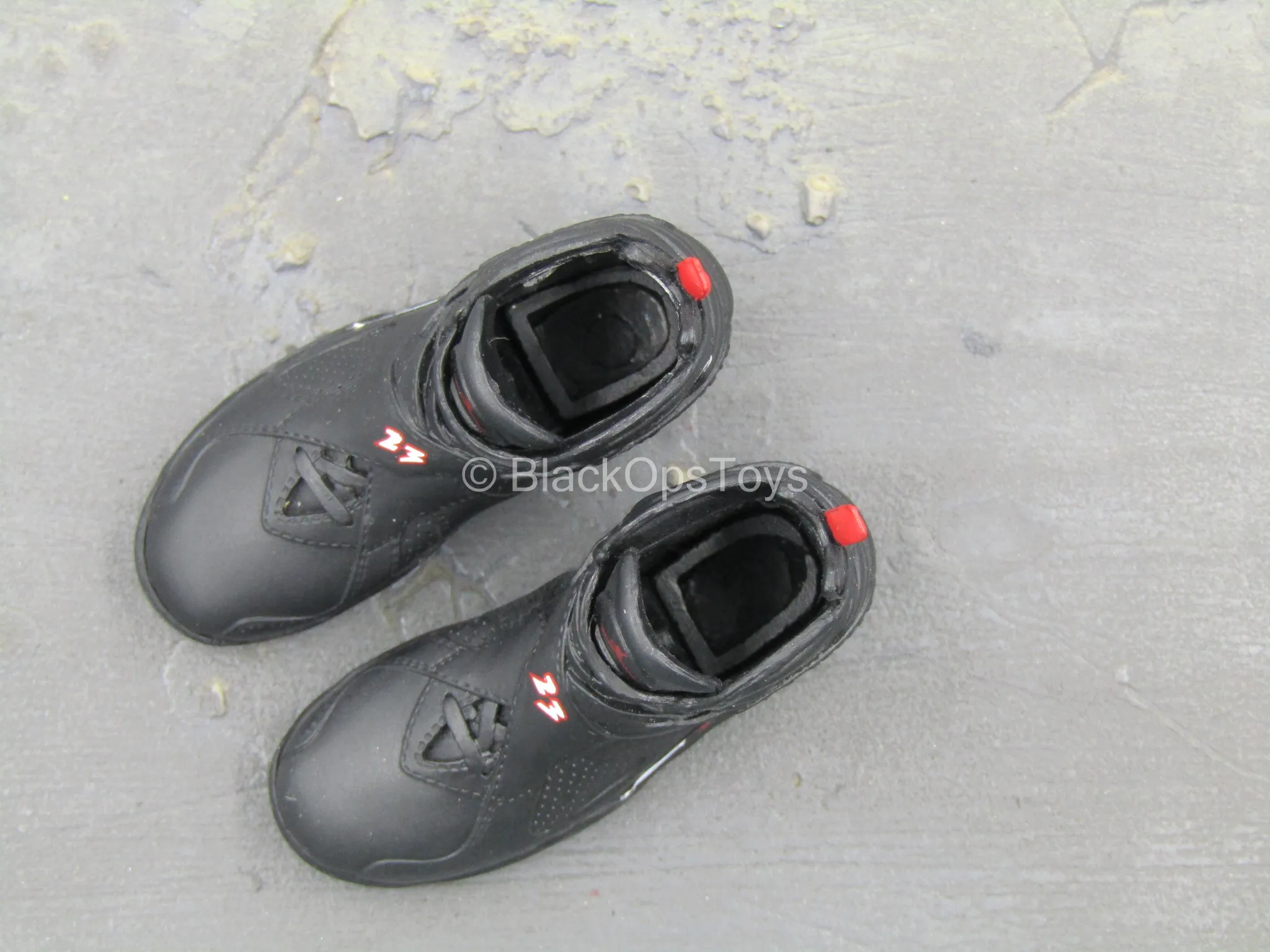 Michael Jordan - Air Jordan 8 Bred (Peg Type)