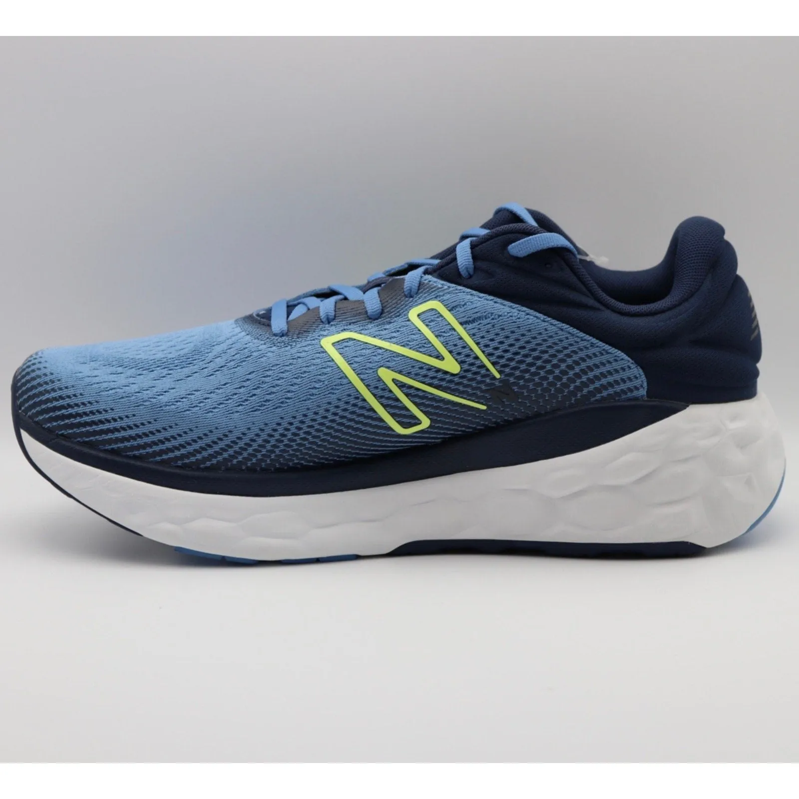 New Balance Men's Fresh Foam 840v1 Running Shoes US 9D EU 42.5 Blue