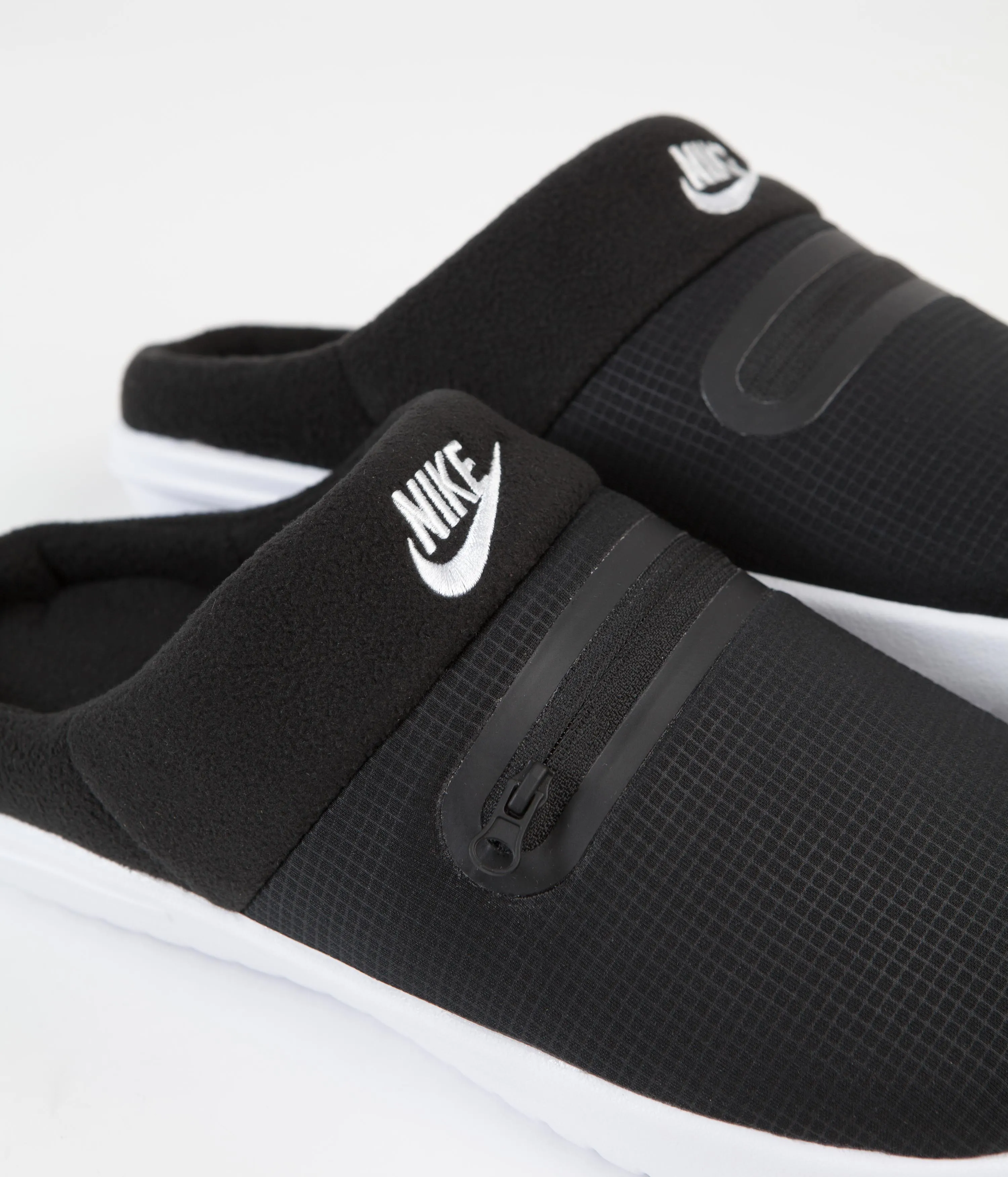 Nike Burrow Shoes - Black / White