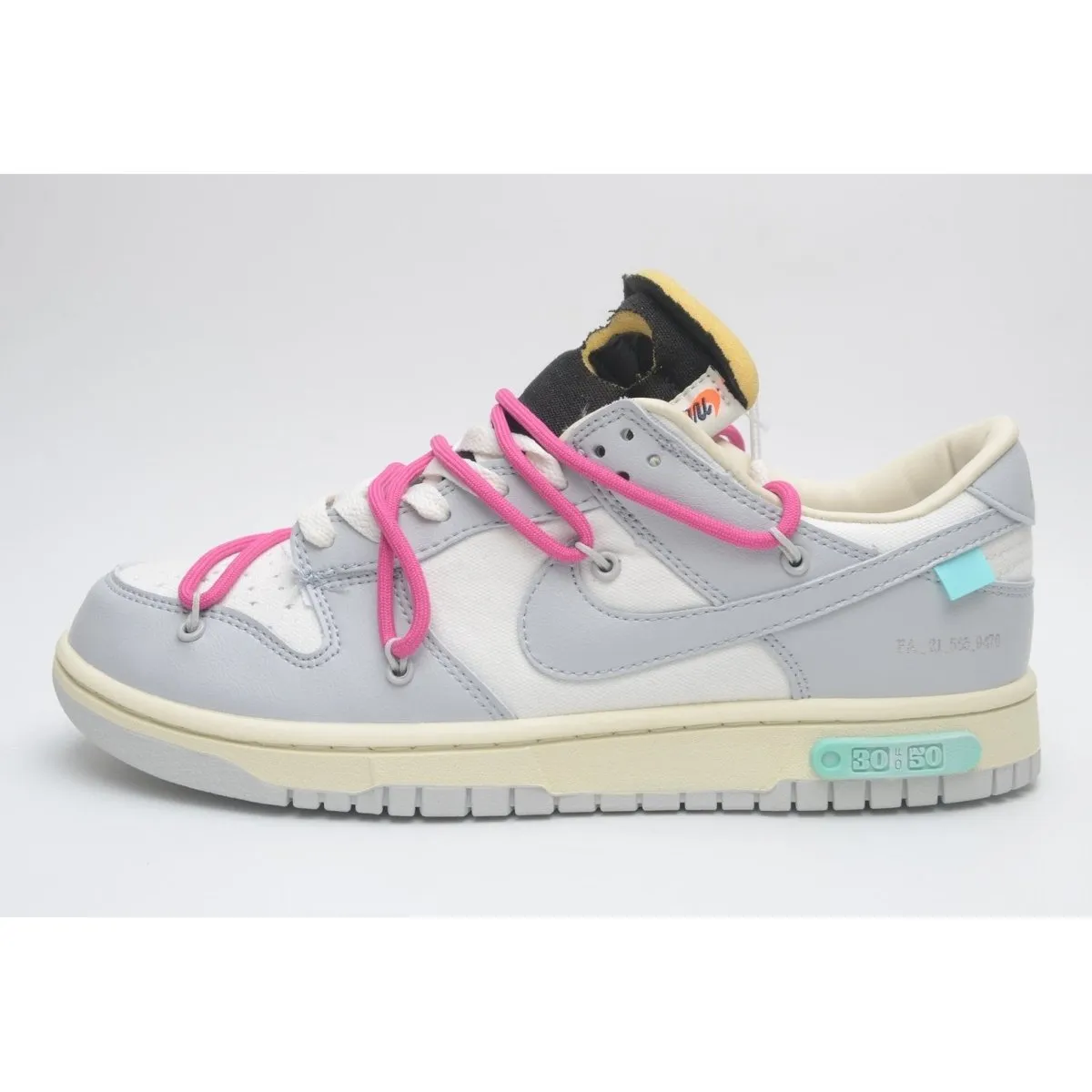 NIKE DUNK x OFF-WHITE LOT 30