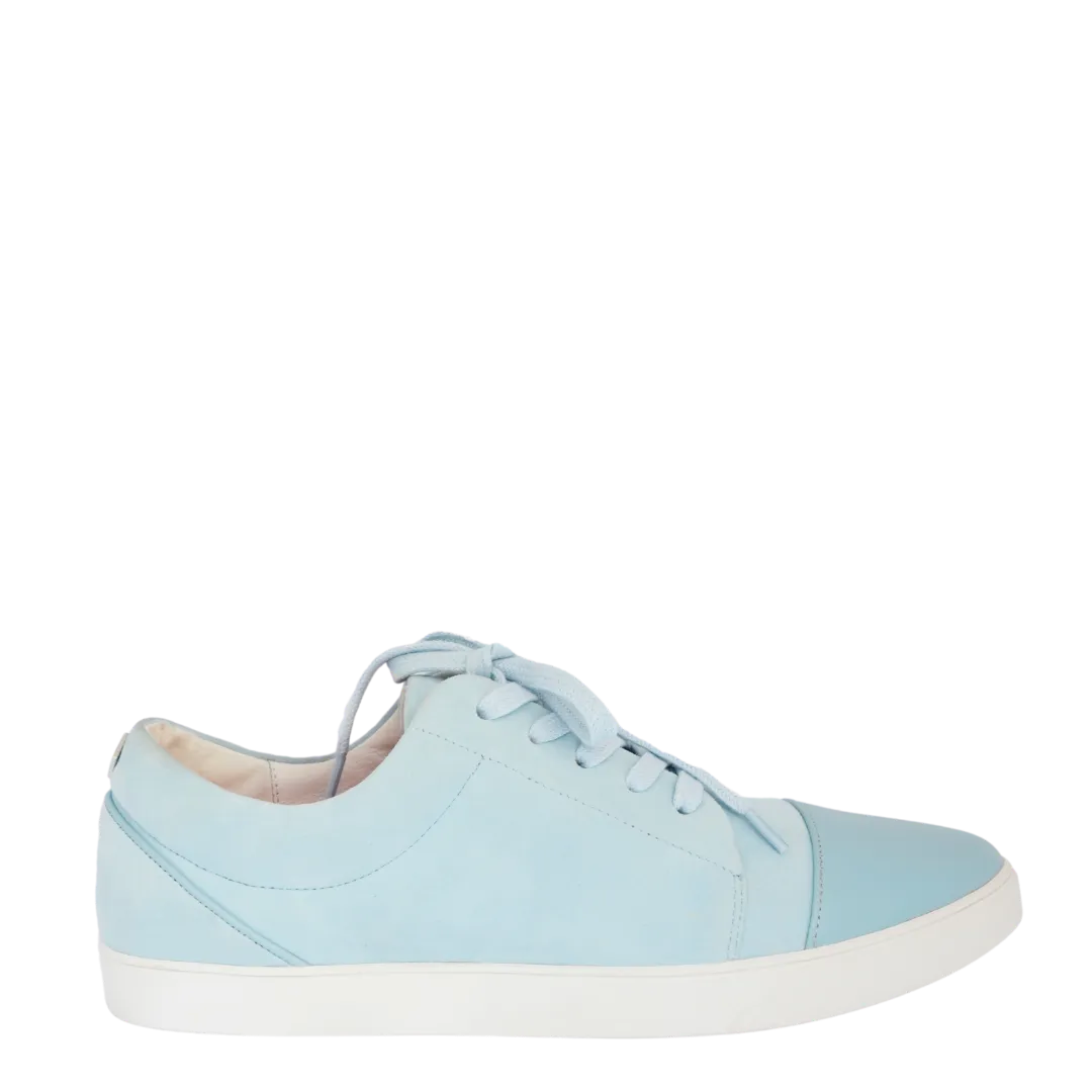 THE WEEKENDER - Light Blue Suede