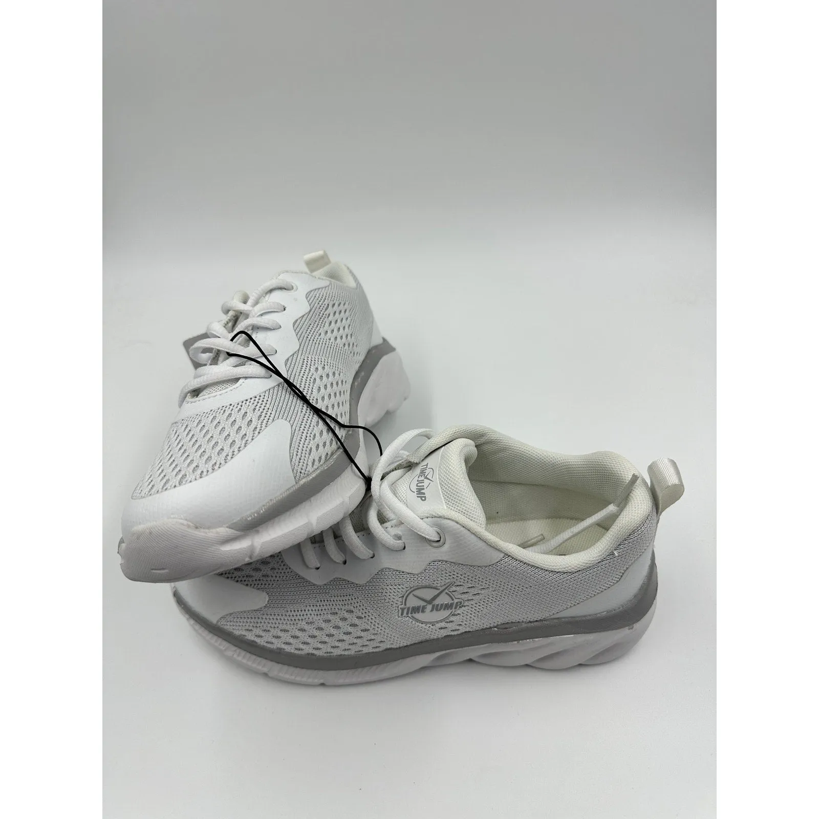 Women's Size 6, All White, Lace Up, Low Top Sneakers